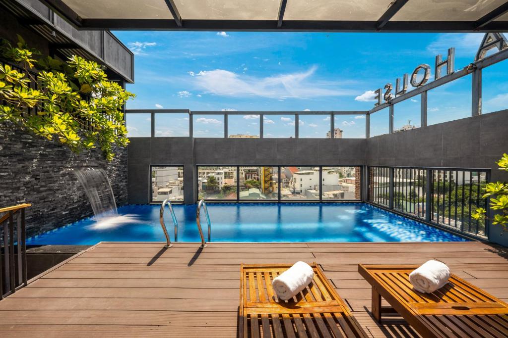 Hồ bơi trong/gần Lantana House Boutique Da Nang