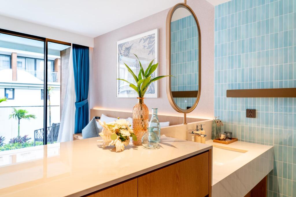 Kora Beach Resort Phuket - 19