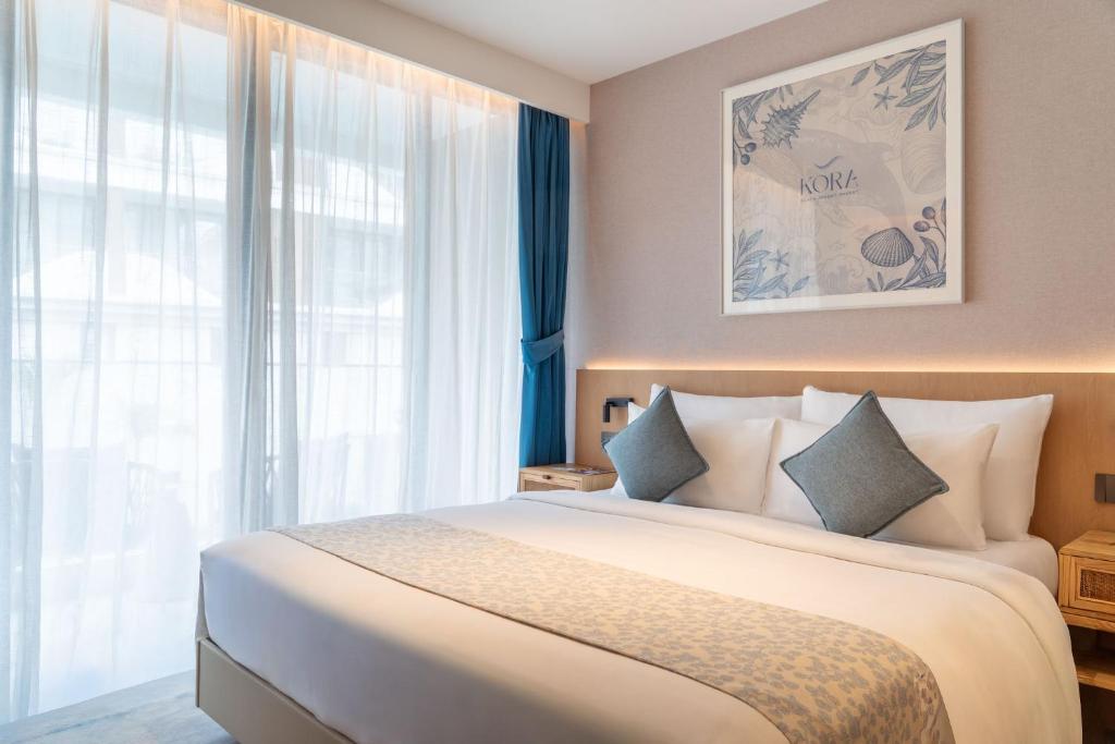 Kora Beach Resort Phuket - 14