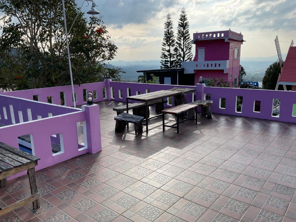 Ban Rai Rabeang Mok - Three-Bedroom House