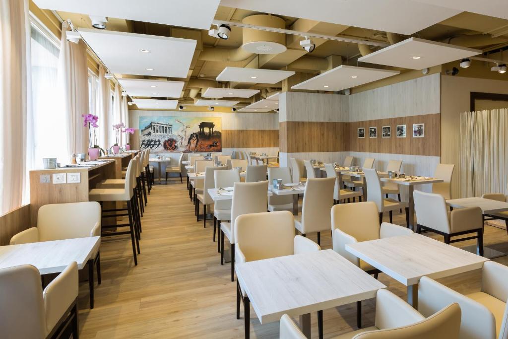 Restaurant o un lloc per menjar a Continental Hotel Lausanne