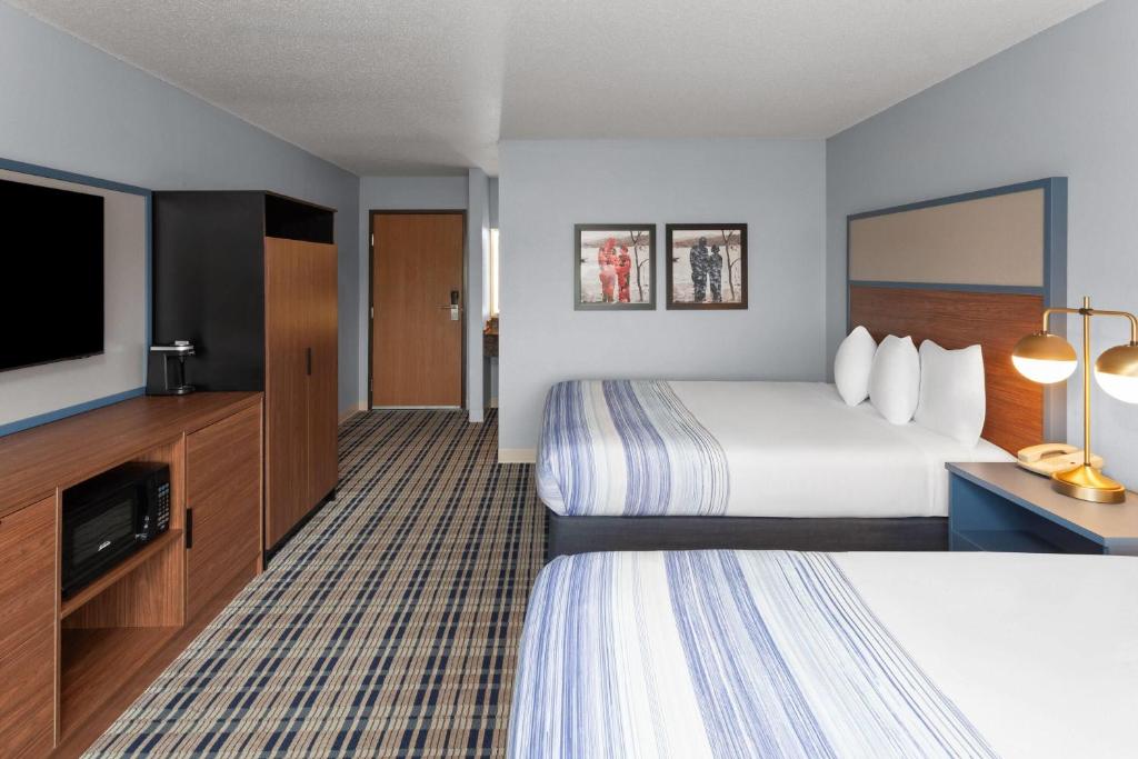 AmericInn by Wyndham West Salem - Camera Queen Con 2 Letti Queen-Size - Non Fumatori