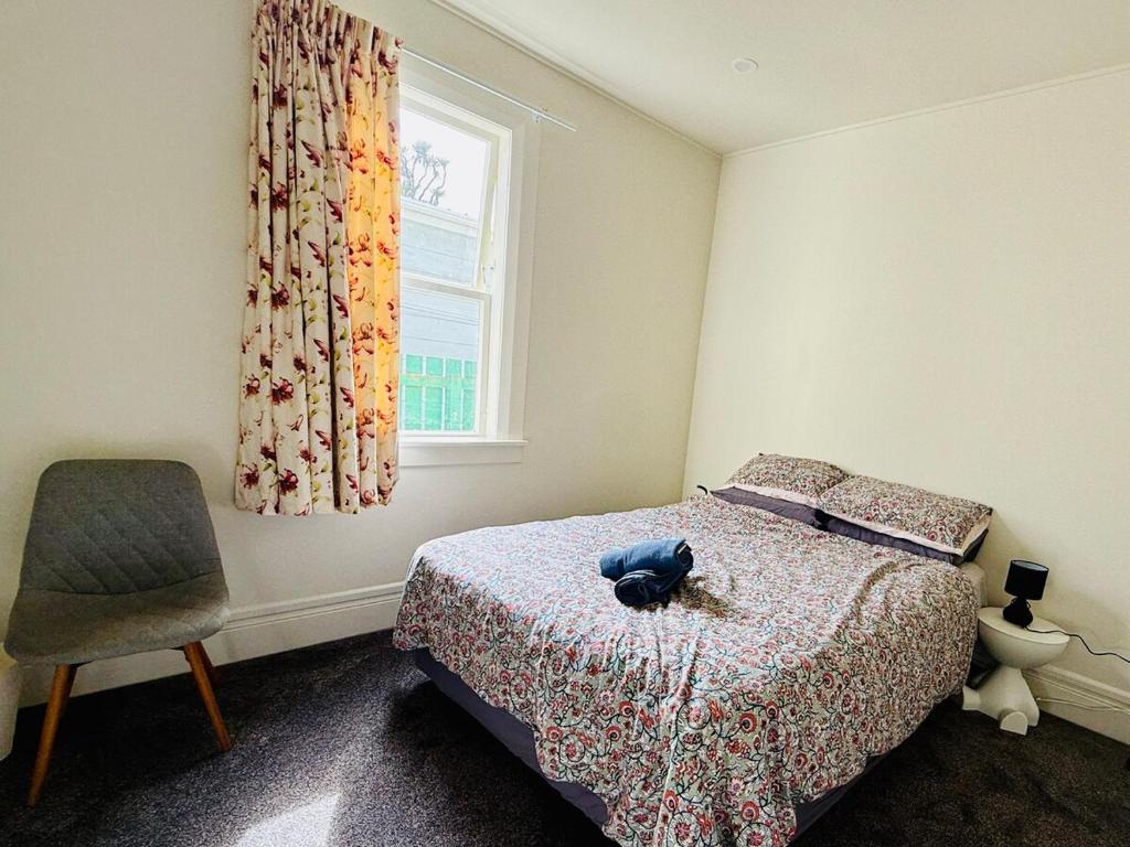 Spacious Surf-side 4 bedroom Retreat - Resim 7