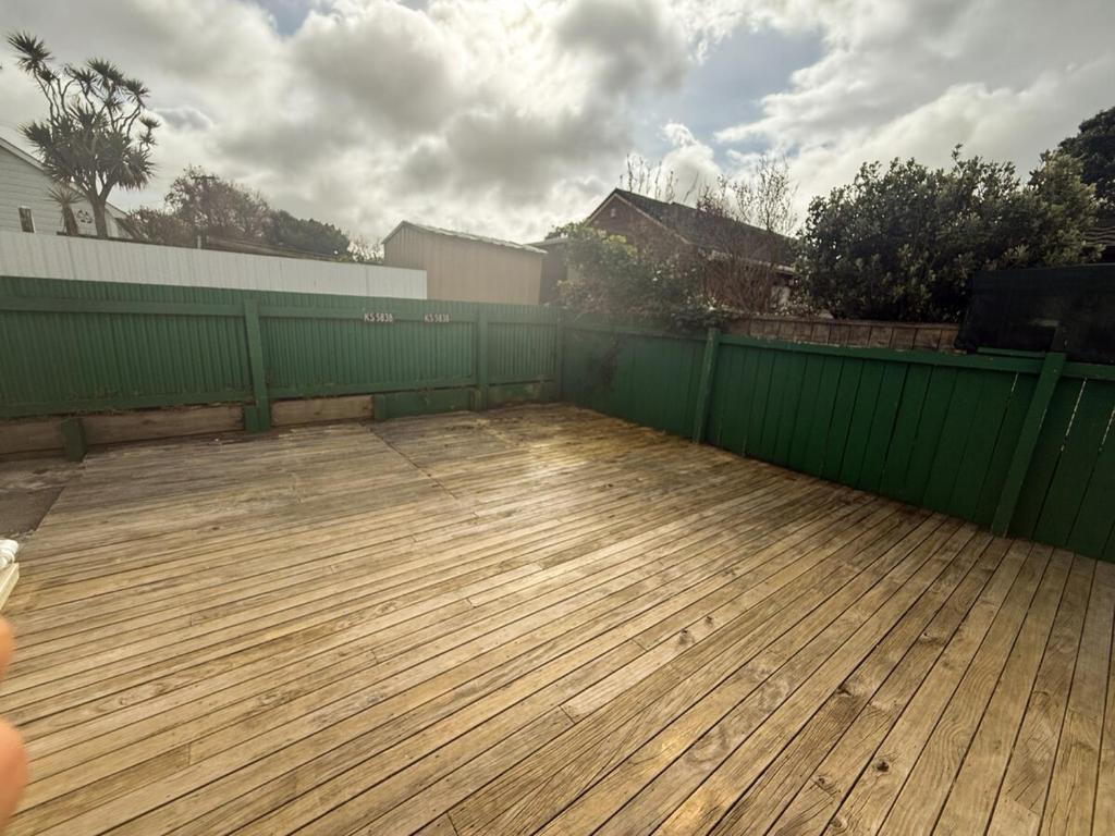 Spacious Surf-side 4 bedroom Retreat - Resim 11