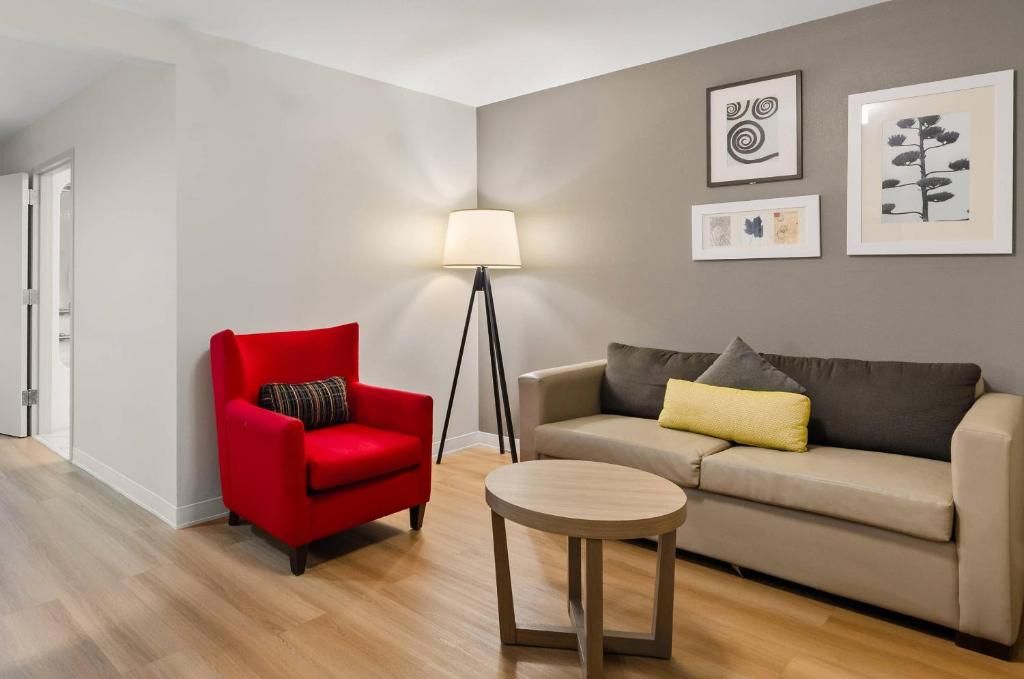 Country Inn & Suites by Radisson, Roanoke, VA photo