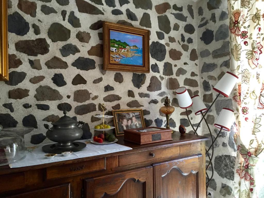 Fotografie z fotogalerie ubytování L'ESCALE DE CAMILLE v destinaci Murat