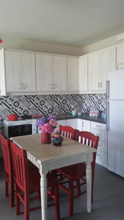 Kuchyňa alebo kuchynka v ubytovaní Thea Houses