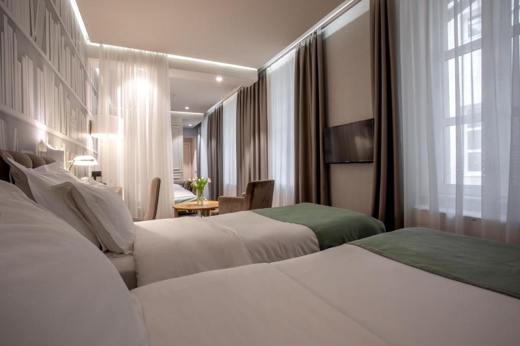 Jump INN Hotel Belgrade - Семейный номер Джуниор