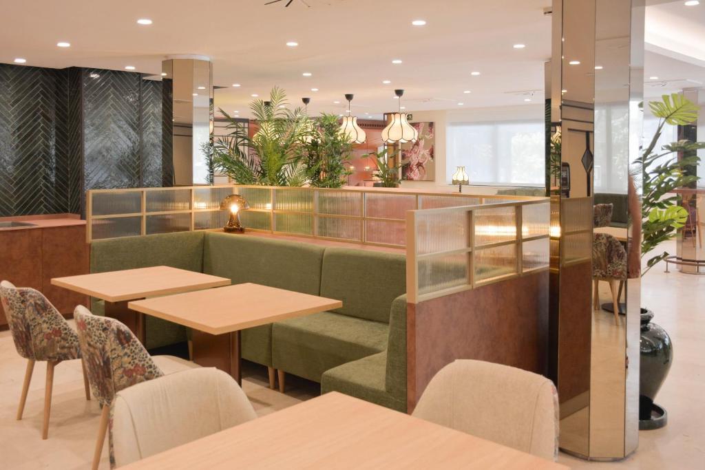 Hotel Viladomat - Resim 4