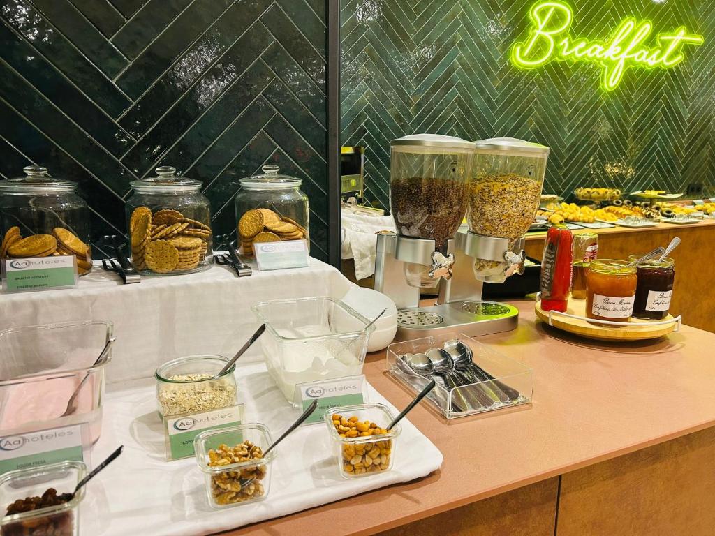 Hotel Viladomat - Resim 36