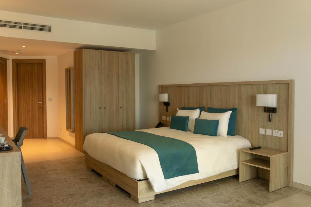 Ramla Bay Resort - 15