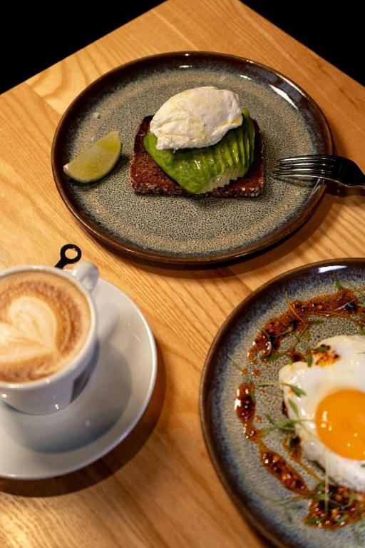 Roomers Frankfurt Central, Autograph Collection - Resim 42