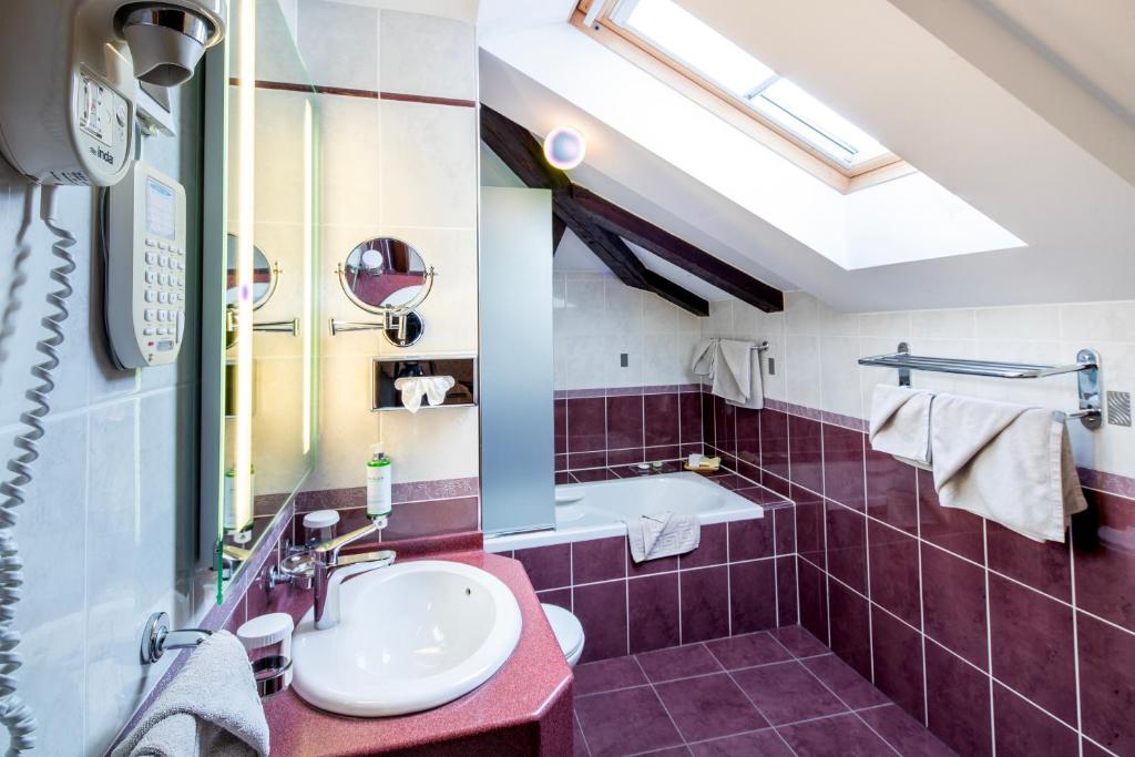 Boutique Hotel Kazbek - 18