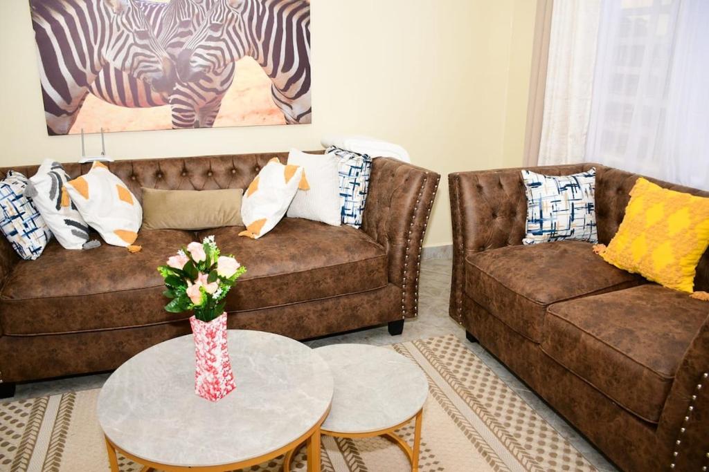 Posezení v ubytování Majestic Fully Furnished 360 Luxury Kitale