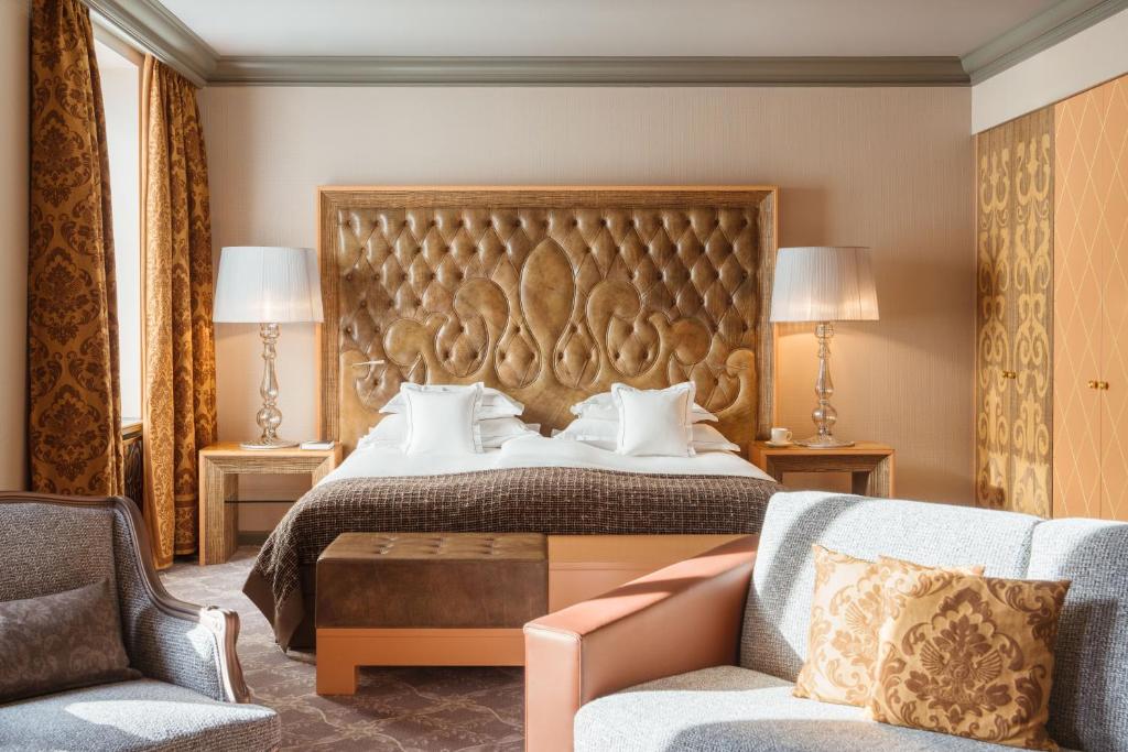 Deluxe Junior Suite with Lake View