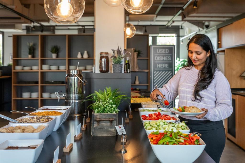 MEININGER Hotel Berlin Tiergarten - Resim 28