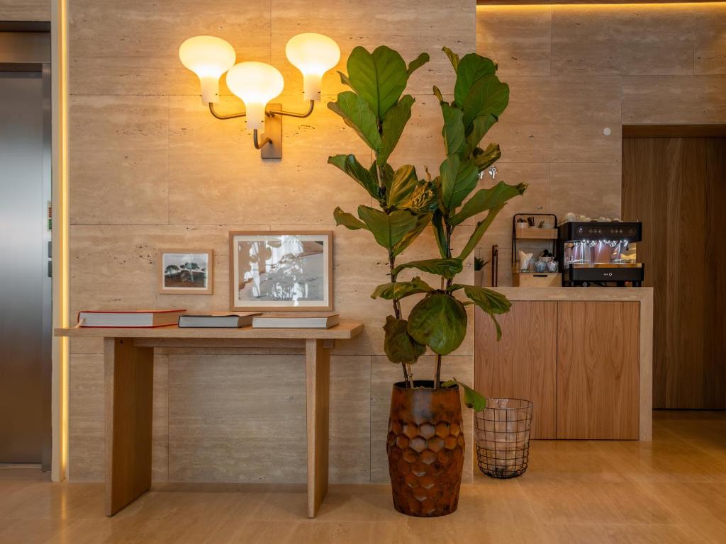 Browns Avenue Hotel - Resim 28