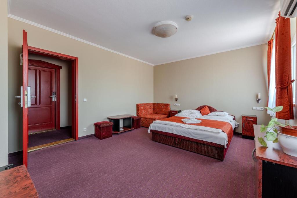 
Standard Double Room
