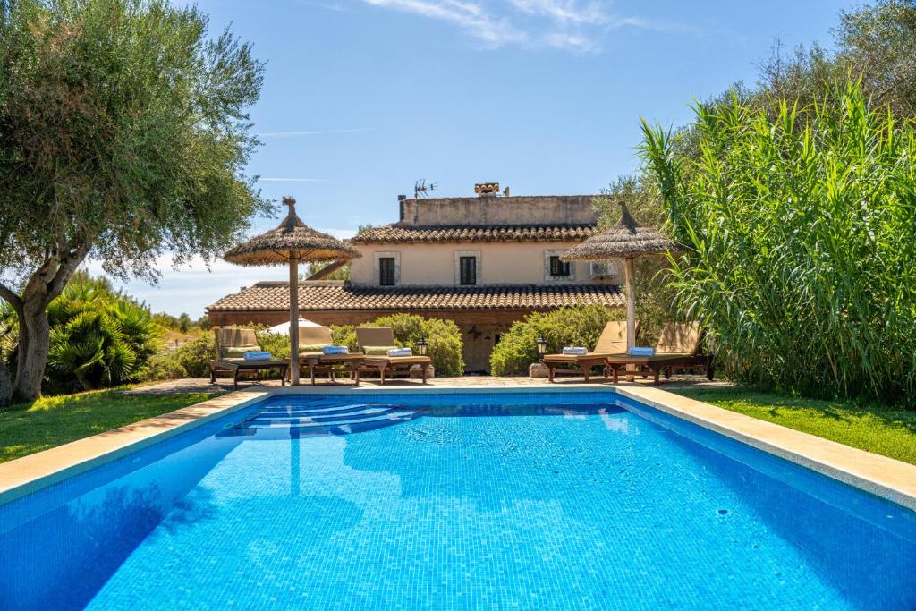 Bazén v ubytovaní Ideal Property Mallorca - Ses Planes alebo v jeho blízkosti