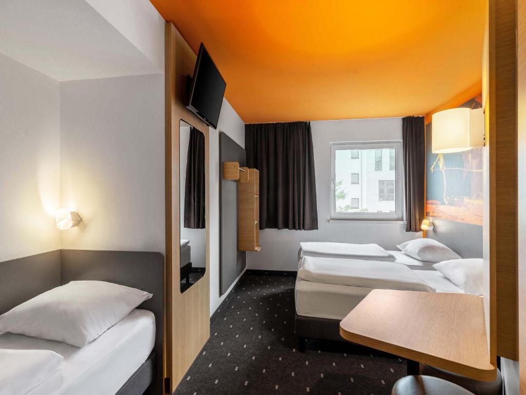B&B Hotel Essen-City - Resim 11