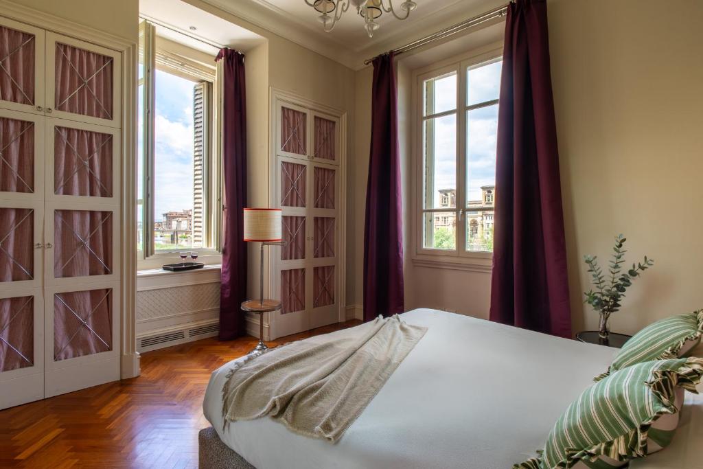 Serristori Palace Residence - Resim 9