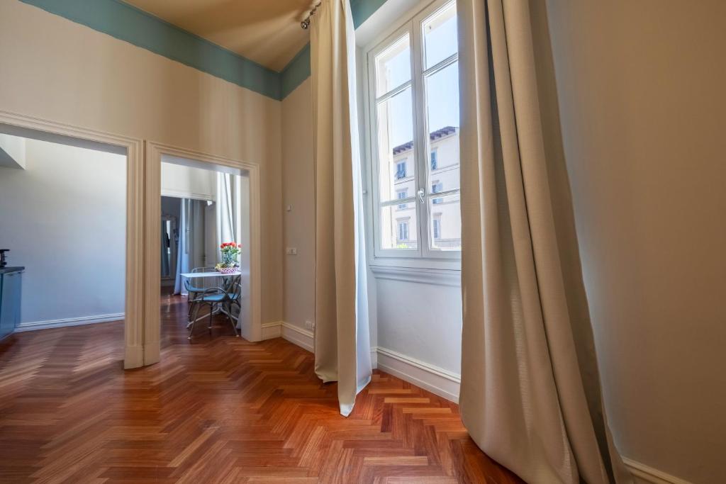 Serristori Palace Residence - Resim 22