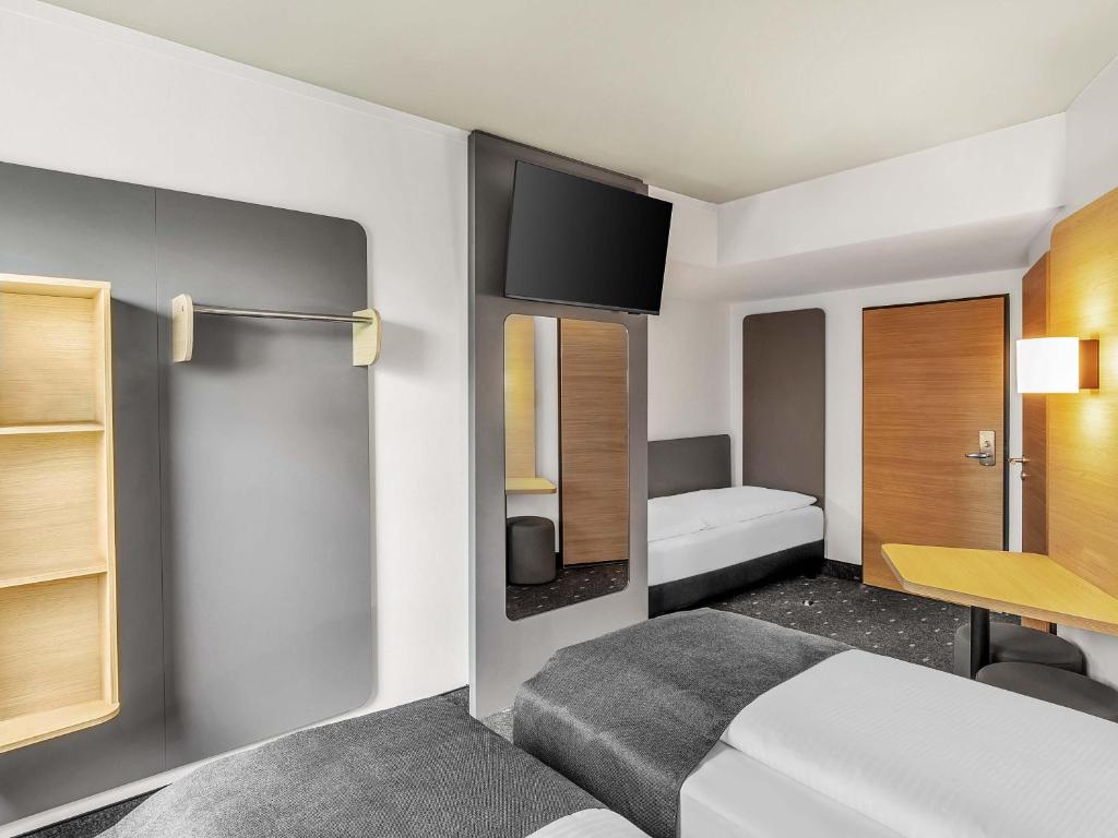 B&B Hotel Hamburg-Harburg - Resim 12