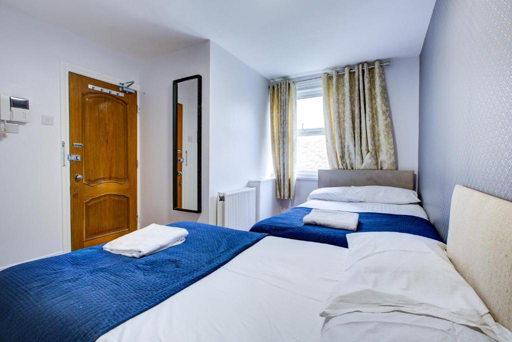 West Hotel - Resim 2