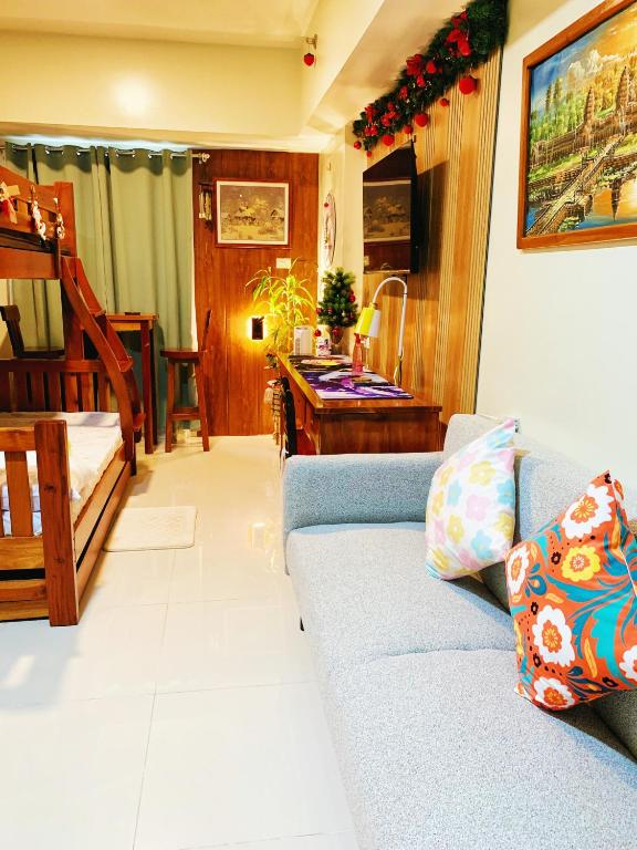 Cozynest Condotel Baguio photo