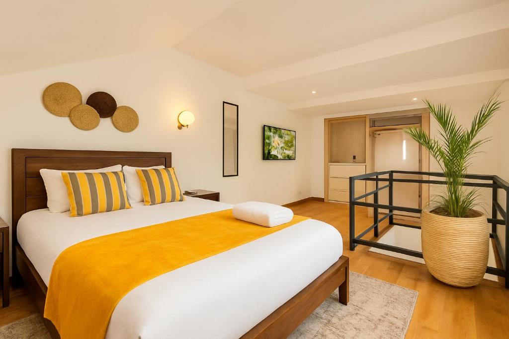 Amaryllis Residences Mount Pleasant