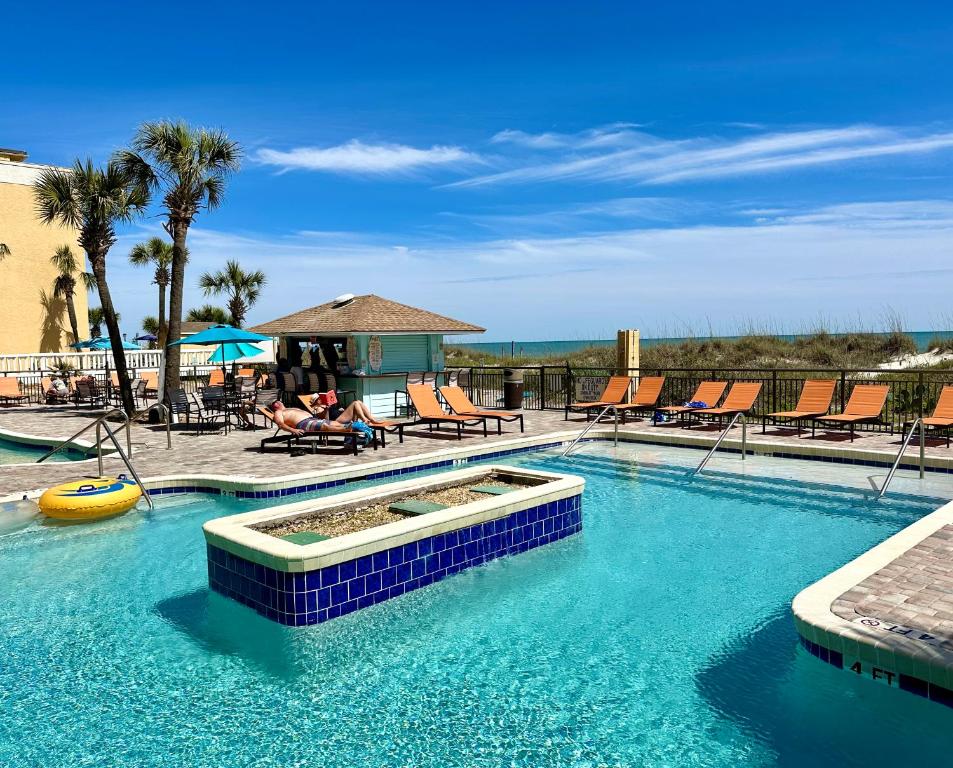 Best Western Ocean Sands Beach Resort photo