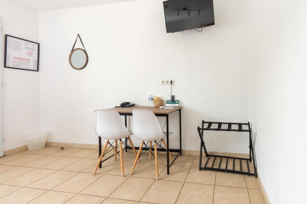 Logis hôtel restaurant Le clos saint loup - 双人间