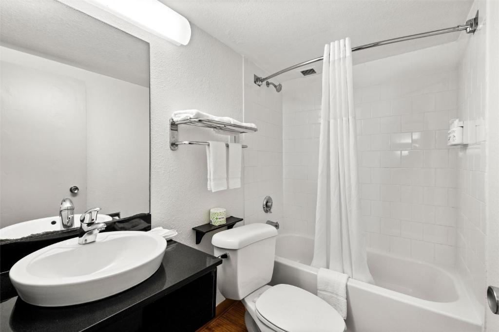 Signature Inn Miami photo