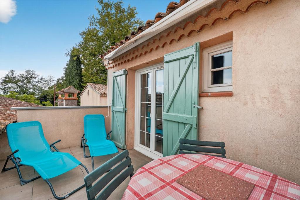 Un balcón o terraza en Var Hyères Studio proche plage