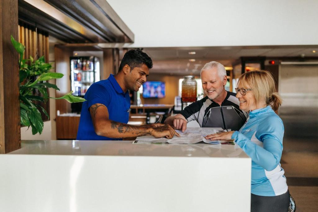 N Hôtel Québec - Resim 7