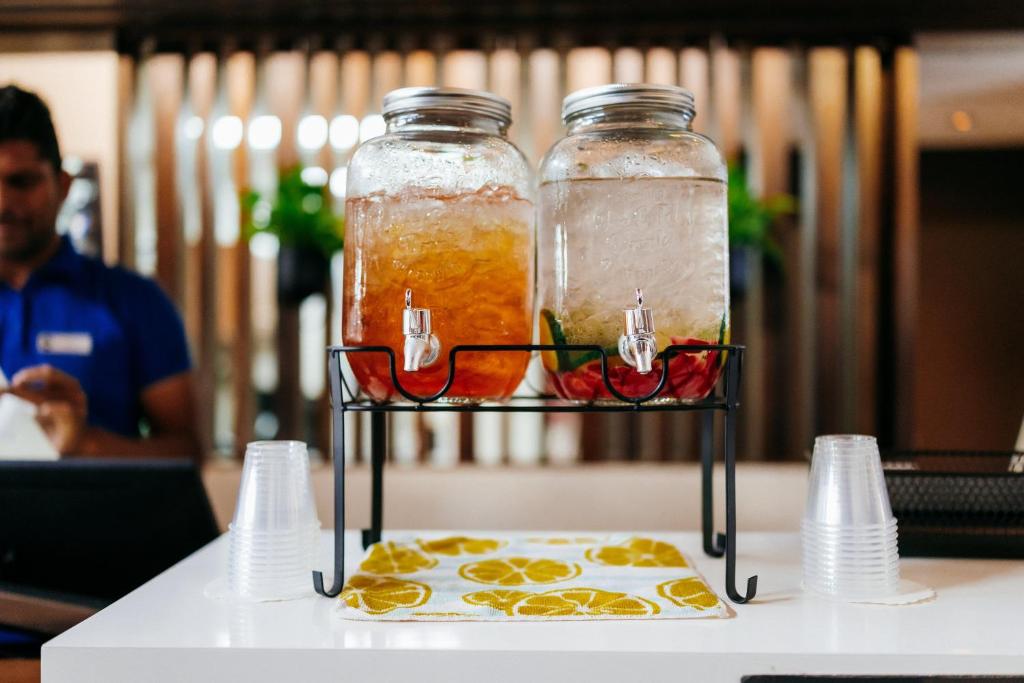 N Hôtel Québec - Resim 4