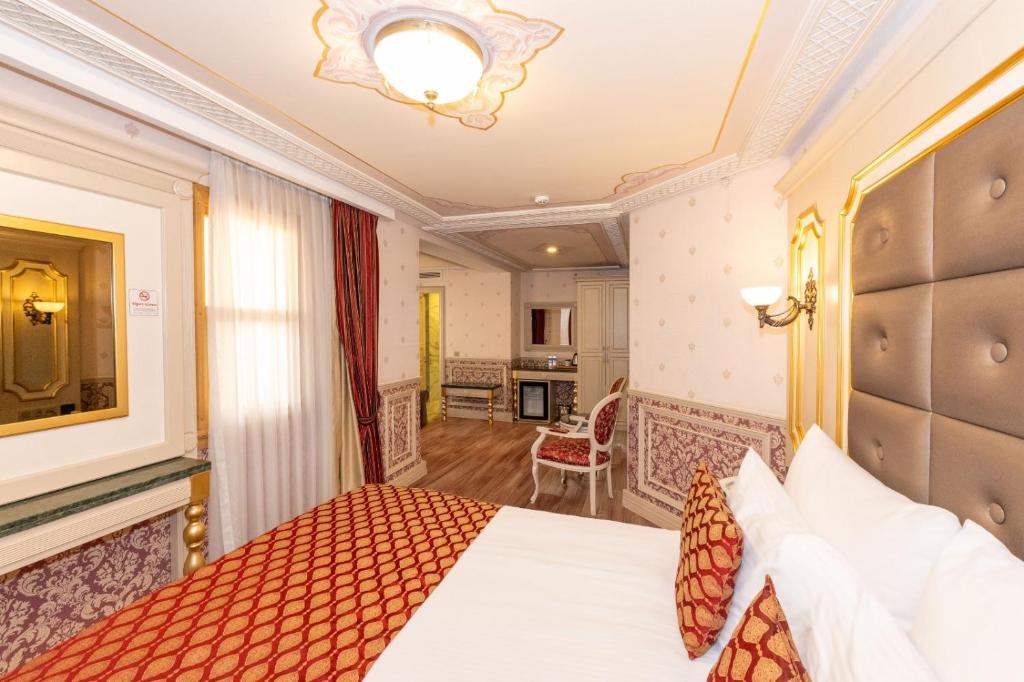 Triple Room with Terrace