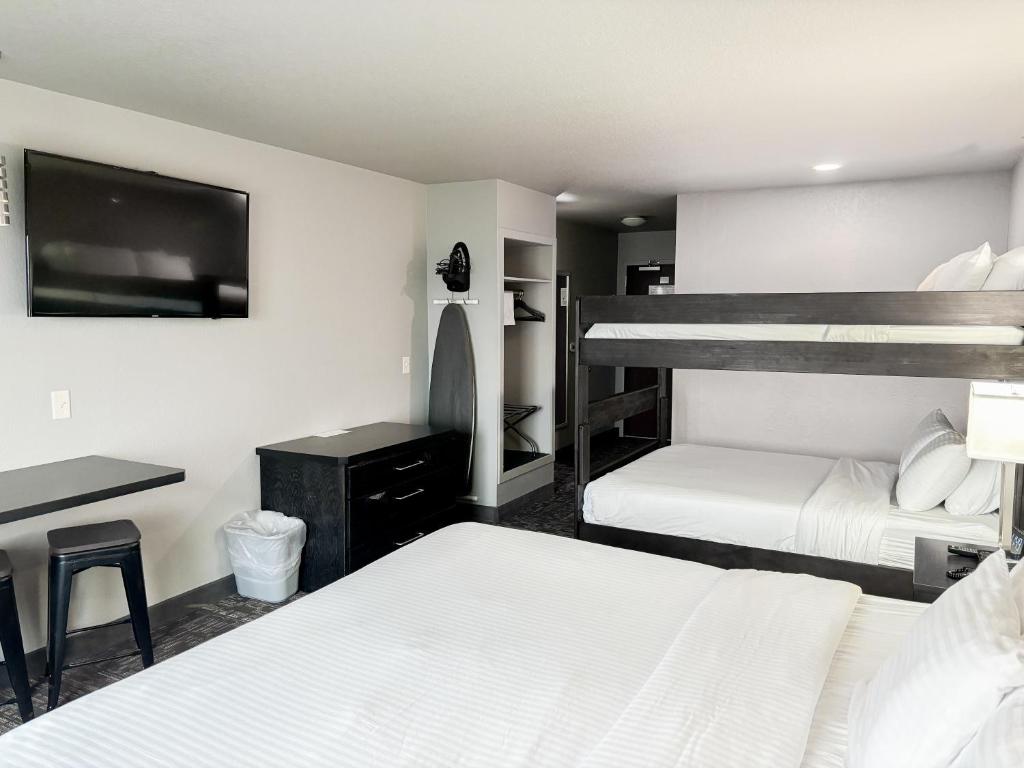 Metropolis Resort - Eau Claire - 
