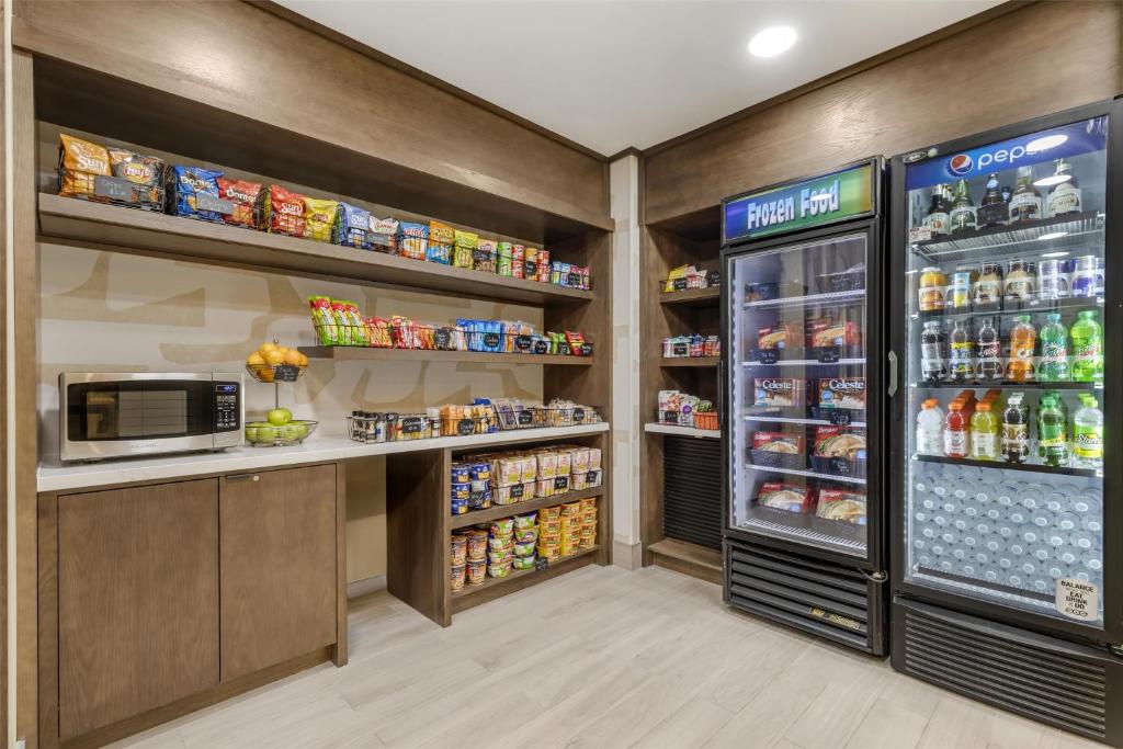 Sonesta ES Suites Dulles Airport photo
