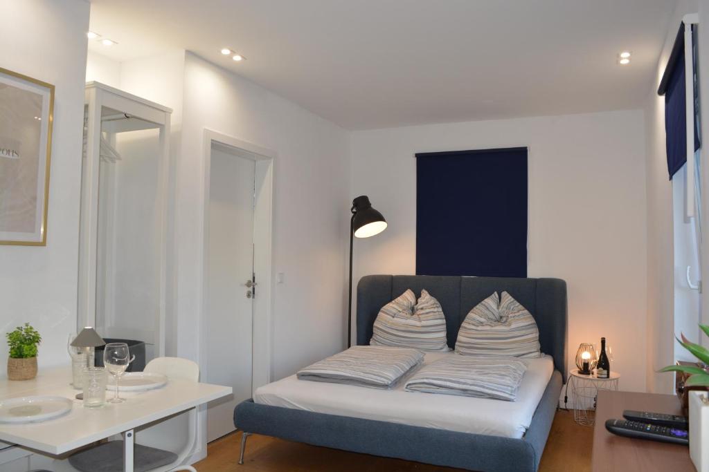 Ένα ή περισσότερα κρεβάτια σε δωμάτιο στο Altstadtnahes Apartment