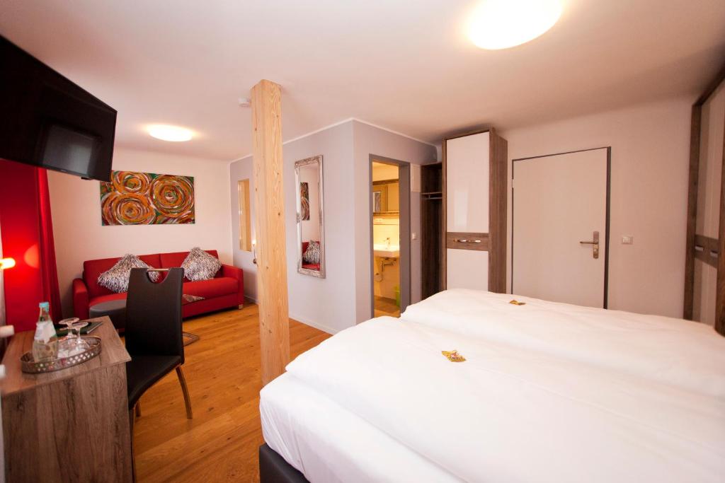 Hotel Vintage Am Bundesbank-Bunker - Superior Double Room