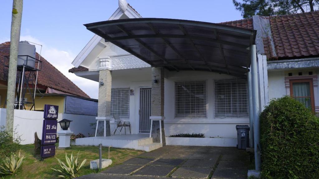 Diyar Villas Puncak M4/12 - Housity