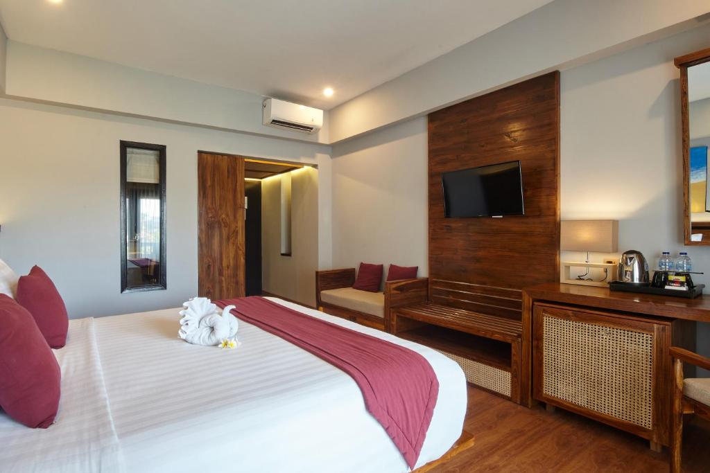The Lokha Legian Resort & Spa - 3