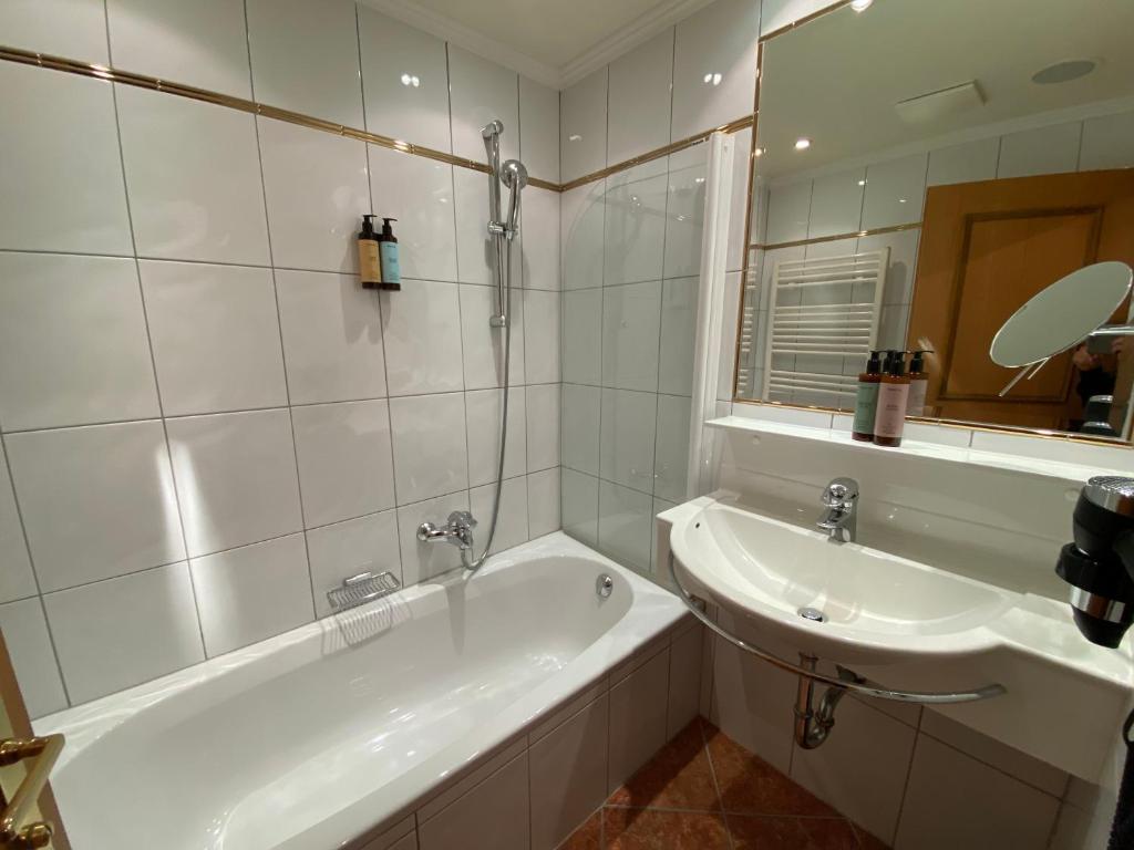 Hotel Steiner Superior - 16