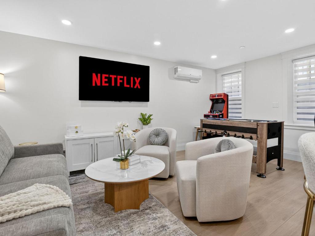 Curated visual reference: Private Game Room Apartments Off The Grid For Rent Reference: 4Br 3Bath Game Room Harvard Mit Apt Cambridge Updated Prices