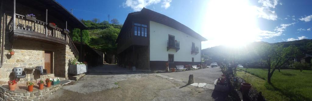 The building in which a szállodákat is located