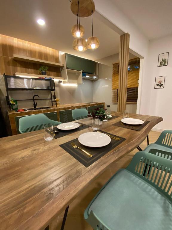 لابی و فضای عمومی Rinda House Patong 31 - تصویر ۵