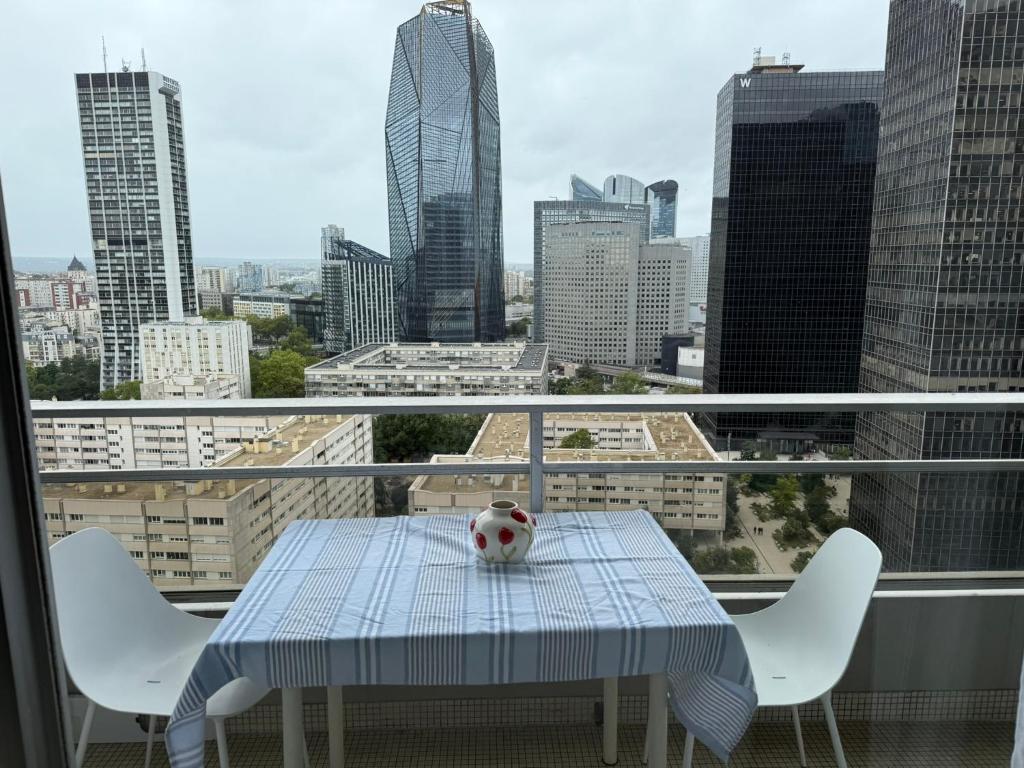 Μπαλκόνι ή βεράντα στο Grand Studio La Défense
