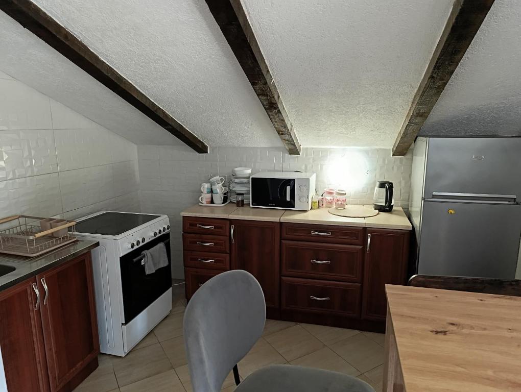 Green Valley GV - 16