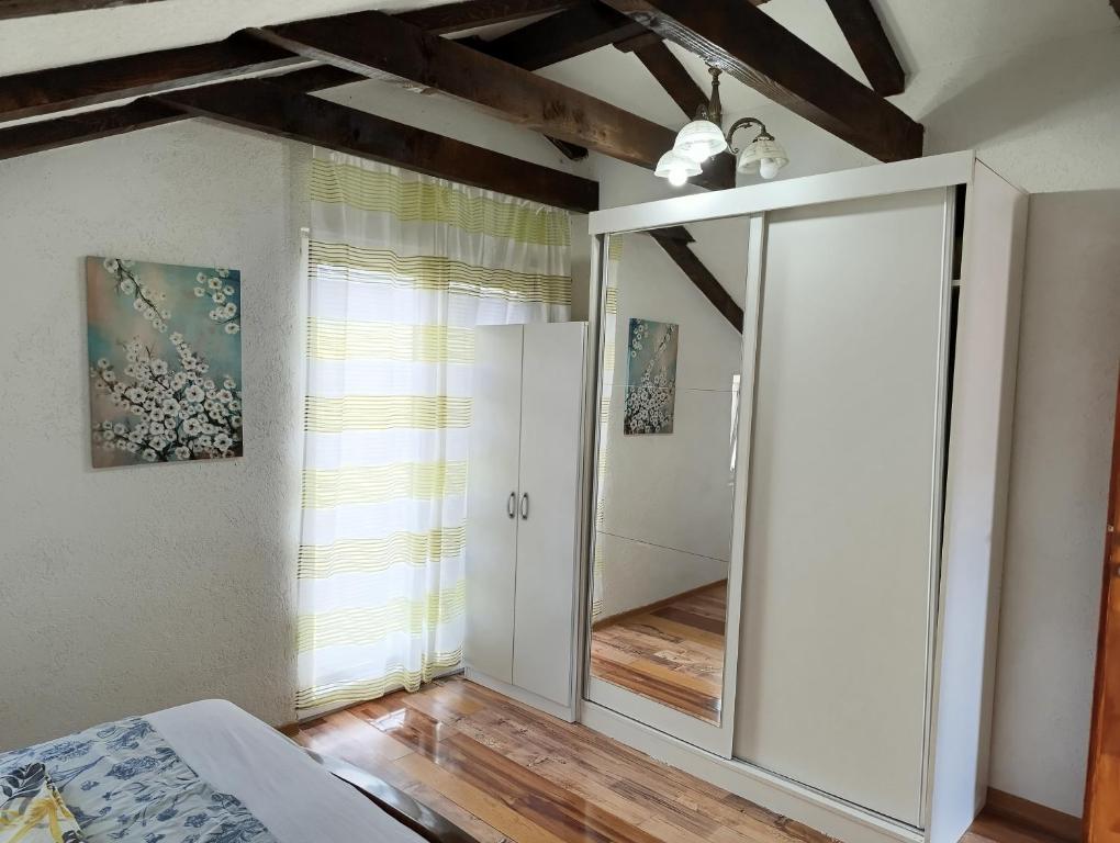 Green Valley GV - 18